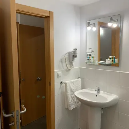 Mhc Arenales Hotel