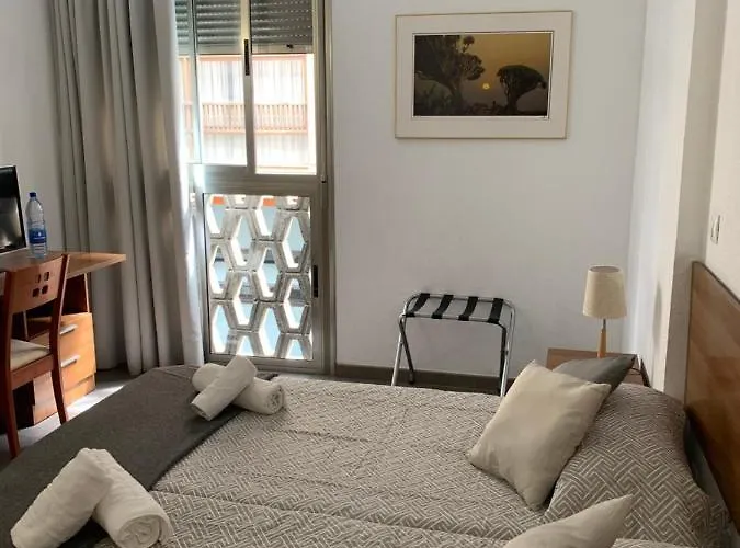 Hotel Mhc Arenales 3*