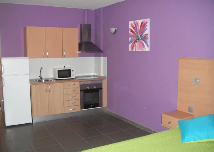 Mhc Arenales Hotel 3*