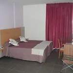 מלון Boji